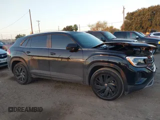 2024 Volkswagen Atlas SE with VIN 1V2JE2CA1RC235989, listed as a IAAI auction lot 41079770 with 9,723 mi miles and . Bid and sale history available at DreamBid. Image 13.