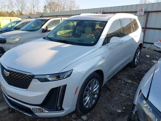 2020 Cadillac XT6 FWD Premium Luxury with VIN 1GYKPCRSXLZ207533, listed as a IAAI auction lot 41359744 with 81,689 mi miles. Bid and sale history available at carsss.com. Image 17.