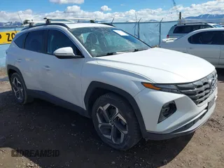 2022 Hyundai Tucson SEL with VIN 5NMJCCAE9NH092286, listed as a IAAI auction lot 41857595 with 27,883 mi miles. Bid and sale history available at carsss.com. Image 1.