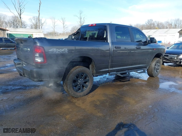 2019 Ram 2500 Big Horn with VIN 3C6UR5DJ9KG711726, listed as a IAAI auction lot 41559314 with 86,699 mi miles. Bid and sale history available at carsss.com. Image 4.