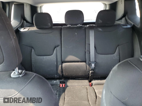 2015 Jeep Renegade Latitude z VIN ZACCJBBT4FPC03571, wystawiony jako Copart lot #58923295 z przebiegiem 45 031 mil mil oraz Czysty tytuł • Clean title. Historia ofert i sprzedaży dostępna na DreamBid. Obrazek 10.