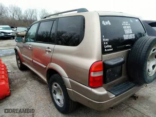 2002 Suzuki XL-7 Standard with VIN JS3TX92V324117266, listed as a IAAI auction lot 35413372 with 175,499 mi miles. Bid and sale history available at carsss.com. Image 3.