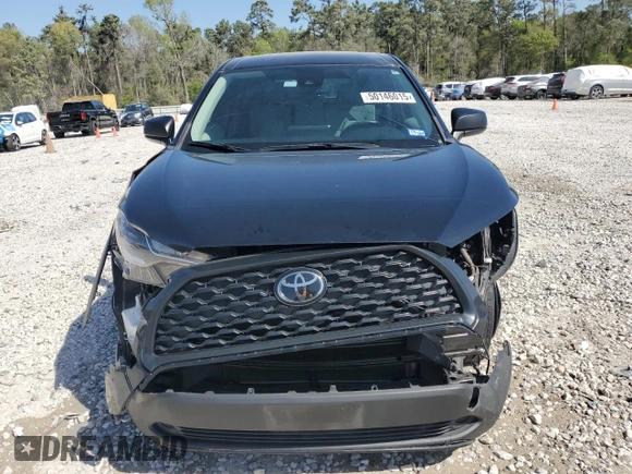 2022 Toyota Corolla Cross L with VIN 7MUAAAAG5NV033542, listed as a Copart auction lot 50146015 with 43,540 mi miles and Clean title. Bid and sale history available at DreamBid. Image 5.