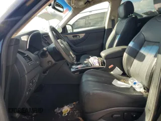2015 Infiniti QX70 z VIN JN8CS1MW3FM483727, wystawiony jako Copart lot #55783285 z przebiegiem Nie podano mil oraz Czysty tytuł • Clean title. Historia ofert i sprzedaży dostępna na DreamBid. Obrazek 7.