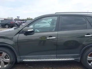 2012 Kia Sorento EX with VIN 5XYKU3A66CG248320, listed as a IAAI auction lot 41891391 with 110,647 mi miles and . Bid and sale history available at DreamBid. Image 14.