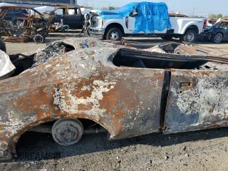 1973 Dodge Charger z VIN WH23U3A130893, wystawiony jako Copart lot #70195534 z przebiegiem Nie podano mil oraz Szkoda całkowita • Salvage title. Historia ofert i sprzedaży dostępna na DreamBid. Obrazek 10.