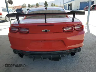 2022 Chevrolet Camaro 1LT z VIN 1G1FB1RX2N0113216, wystawiony jako Copart lot #54292955 z przebiegiem 59 929 mil mil oraz Szkoda całkowita • Salvage title. Historia ofert i sprzedaży dostępna na DreamBid. Obrazek 6.