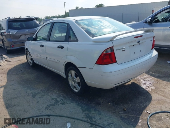 2005 Ford Focus S with VIN 1FAHP34N45W230950, listed as a IAAI auction lot 42467778 with 203,697 mi miles and . Bid and sale history available at DreamBid. Image 3.