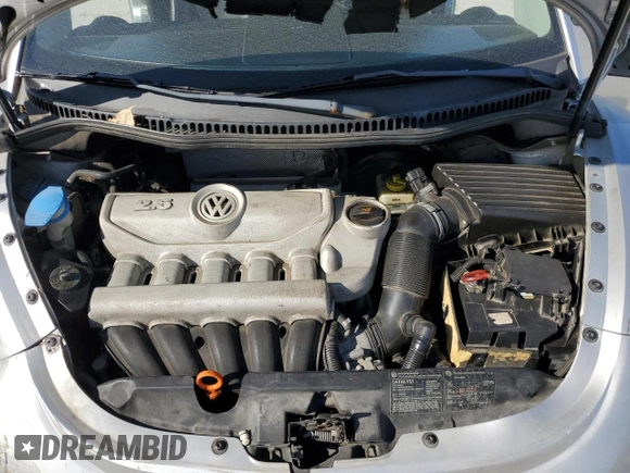 2006 Volkswagen Beetle z VIN 3VWRF31Y96M328760, wystawiony jako Copart lot #75808824 z przebiegiem 142 856 mil mil oraz Szkoda całkowita • Salvage title. Historia ofert i sprzedaży dostępna na DreamBid. Obrazek 12.