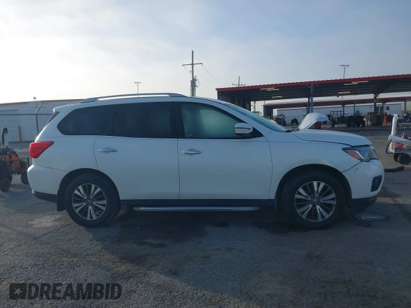 2020 Nissan Pathfinder SL with VIN 5N1DR2CNXLC576400, listed as a IAAI auction lot 41855270 with 158,502 mi miles. Bid and sale history available at carsss.com. Image 13.
