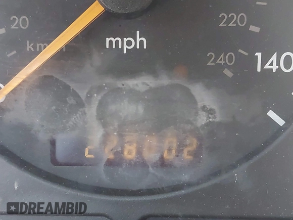 2004 Mercedes-Benz M 350 with VIN 4JGAB57E24A505420, listed as a IAAI auction lot 42070034 with 228,002 mi miles and . Bid and sale history available at carsss.com. Image 7.