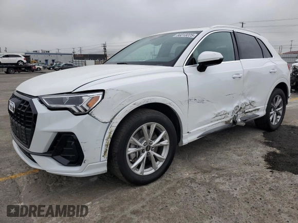 2023 Audi Q3 S line Premium z VIN WA1DECF35P1042412, wystawiony jako Copart lot #56013225 z przebiegiem 37 715 mil mil oraz Szkoda całkowita • Salvage title. Historia ofert i sprzedaży dostępna na DreamBid. Obrazek 1.