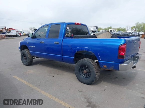 2007 Dodge 1500 SLT with VIN 1D7HU18207S253195, listed as a IAAI auction lot 42115150 with 113,111 mi miles. Bid and sale history available at carsss.com. Image 3.