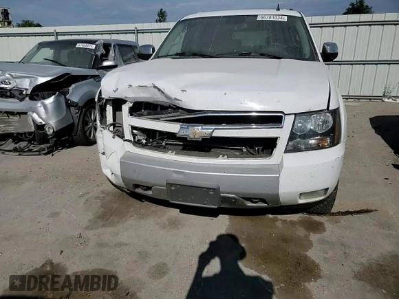 2008 Chevrolet Suburban LT w/3LT with VIN 3GNFK16308G186374, listed as a Copart auction lot 66781034 with 268,063 mi miles and Salvage Title. Bid and sale history available at carsss.com. Image 11.