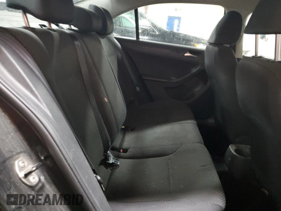 2013 Volkswagen Jetta S z VIN 3VW2K7AJ6DM228555, wystawiony jako Copart lot #61223345 z przebiegiem 62 526 mil mil oraz Szkoda całkowita • Salvage title. Historia ofert i sprzedaży dostępna na DreamBid. Obrazek 10.