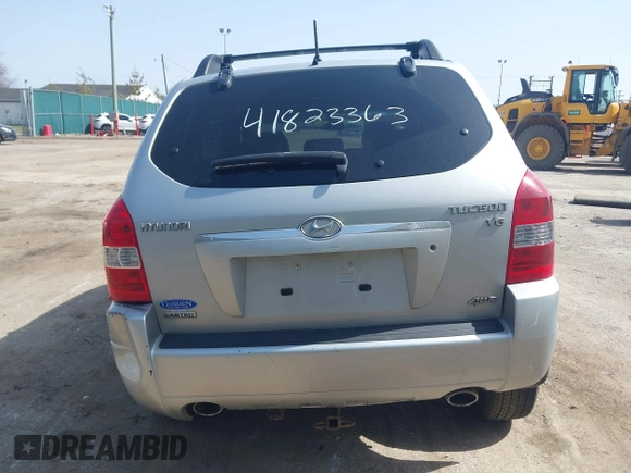 2008 Hyundai Tucson SE with VIN KM8JN72D68U844736, listed as a IAAI auction lot 41823363 with 1 mi miles. Bid and sale history available at carsss.com. Image 16.