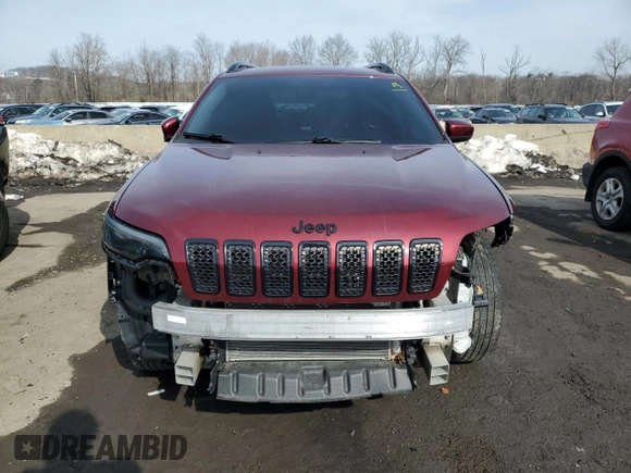 2019 Jeep Cherokee Latitude Plus with VIN 1C4PJMLX8KD369356, listed as a Copart auction lot 45351885 with 134,633 mi miles and Salvage Title. Bid and sale history available at carsss.com. Image 5.