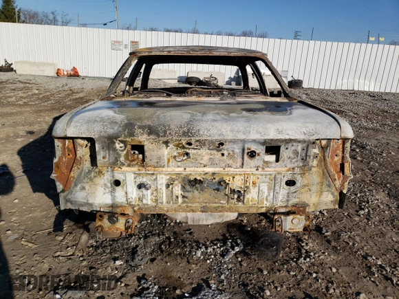 1992 Mercury Sable z VIN 1MECM5041NA657696, wystawiony jako Copart lot #47964195 z przebiegiem Nie podano mil oraz Nie do naprawy. Historia ofert i sprzedaży dostępna na DreamBid. Obrazek 6.