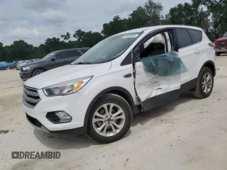 2017 Ford Escape SE with VIN 1FMCU0GD9HUE00634, listed as a Copart auction lot 53939945 with 102,109 mi miles and Salvage Title. Bid and sale history available at DreamBid. Image 1.