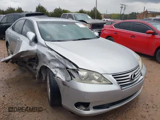 2010 Lexus ES with VIN JTHBK1EG2A2401553, listed as a IAAI auction lot 41924065 with 228,784 mi miles. Bid and sale history available at carsss.com. Image 1.