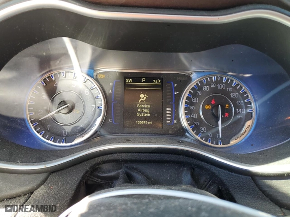 2016 Chrysler 200 Limited with VIN 1C3CCCAB1GN152182, listed as a Copart auction lot 47160225 with 136,679 mi miles and Salvage Title. Bid and sale history available at carsss.com. Image 9.