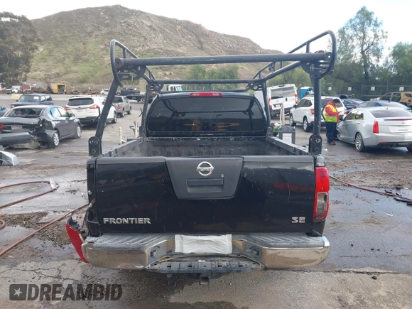 2007 Nissan Frontier SE z VIN 1N6AD09U97C454851, wystawiony jako IAAI lot #41566108 z przebiegiem 224 251 mil mil oraz . Historia ofert i sprzedaży dostępna na DreamBid. Obrazek 16.