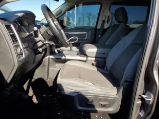 2014 Ram 1500 Big Horn z VIN 1C6RR7LG2ES310426, wystawiony jako Copart lot #50493515 z przebiegiem 200 187 mil mil oraz Szkoda całkowita • Salvage title. Historia ofert i sprzedaży dostępna na DreamBid. Obrazek 7.