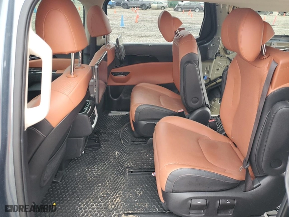 2022 Kia Carnival SX with VIN KNDNE5H39N6152303, listed as a Copart auction lot 75839154 with 22,818 mi miles and Salvage Title. Bid and sale history available at carsss.com. Image 11.