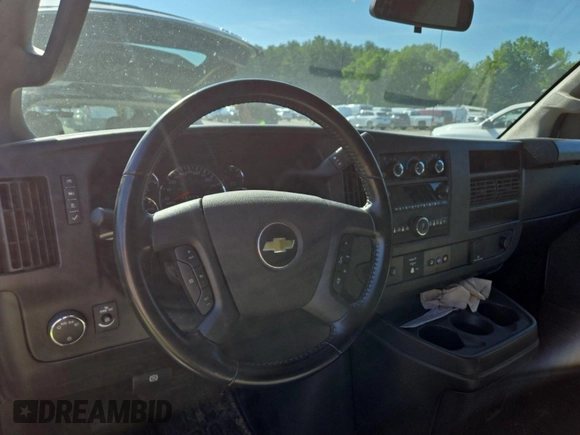 2022 Chevrolet Express Cargo with VIN 1GCWGAFPXN1225074, listed as a IAAI auction lot 42666702 with 101,508 mi miles and . Bid and sale history available at DreamBid. Image 11.