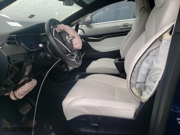 2017 Tesla Model X 90D with VIN 5YJXCBE22HF067787, listed as a Copart auction lot 37704813 with 57298 miles. Bid and sale history available at carsss.com. Image 7.