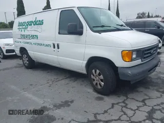 2005 Ford Econoline Cargo with VIN 1FTRE14W95HA47937, listed as a IAAI auction lot 41922991 with 175,138 mi miles. Bid and sale history available at carsss.com. Image 1.