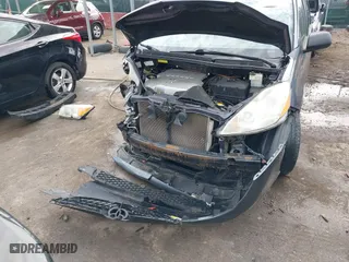 2010 Toyota Sienna CE with VIN 5TDKK4CC2AS307622, listed as a IAAI auction lot 41829193 with 189,107 mi miles. Bid and sale history available at carsss.com. Image 6.