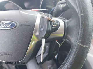2013 Ford Escape SEL с VIN 1FMCU9H99DUC87471, выставлен на аукционе IAAI как лот 41863601 с пробегом 225 429 миль миль и . История ставок и продаж доступна на DreamBid. Изображение 11.
