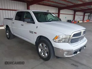 2016 Ram 1500 Big Horn z VIN 3C6RR7LT3GG214747, wystawiony jako IAAI lot #42114363 z przebiegiem 268 936 mil mil oraz . Historia ofert i sprzedaży dostępna na DreamBid. Obrazek 1.