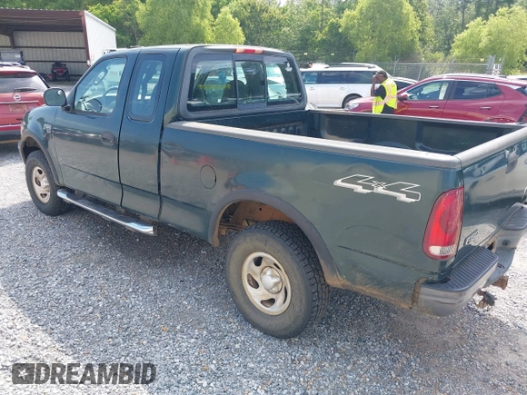 2003 Ford F-150 XL z VIN 1FTRX18L13NB27919, wystawiony jako IAAI lot #42313184 z przebiegiem 113 846 mil mil oraz . Historia ofert i sprzedaży dostępna na DreamBid. Obrazek 3.