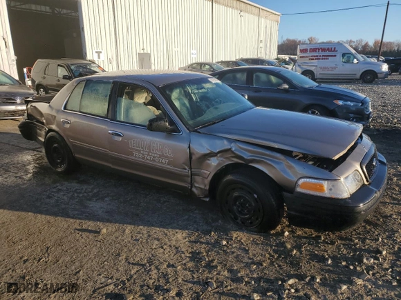 2003 Ford Crown Victoria Standard with VIN 2FAFP73W43X138649, listed as a Copart auction lot 78799164 with 563,343 mi miles and Salvage Title. Bid and sale history available at carsss.com. Image 4.