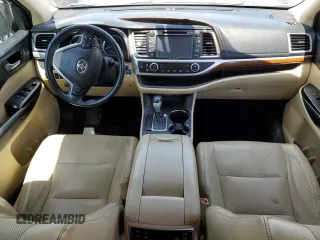 2017 Toyota Highlander Hybrid Limited with VIN 5TDDGRFH7HS032175, listed as a Copart auction lot 58597285 with 70,561 mi miles and Salvage title. Bid and sale history available at DreamBid. Image 8.