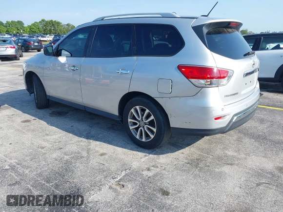 2015 Nissan Pathfinder SL with VIN 5N1AR2MNXFC617601, listed as a IAAI auction lot 42335005 with 121,903 mi miles and . Bid and sale history available at DreamBid. Image 3.