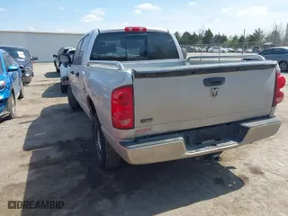 2007 Dodge Ram 1500 SLT with VIN 1D7HA18P17J553869, listed as a IAAI auction lot 41879434 with 199,631 mi miles. Bid and sale history available at carsss.com. Image 3.