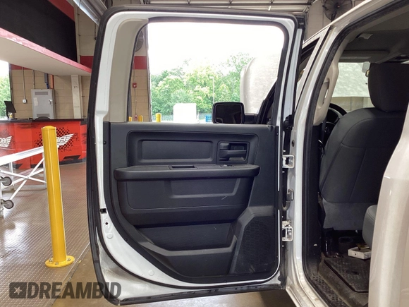2018 Ram 1500 Tradesman with VIN 1C6RR7ST9JS289700, listed as a IAAI auction lot 42596535 with 174,527 mi miles and . Bid and sale history available at DreamBid. Image 33.