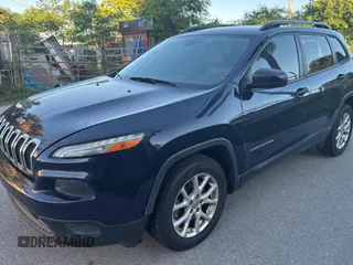 2016 Jeep Cherokee Altitude with VIN 1C4PJLAS7GW208431, listed as a Copart auction lot 61501525 with 126,107 mi miles and Salvage title. Bid and sale history available at DreamBid. Image 2.