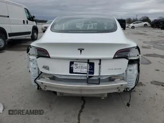 2020 Tesla Model 3 Long Range z VIN 5YJ3E1EB4LF790679, wystawiony jako Copart lot #47623295 z przebiegiem 44 182 mil mil oraz Szkoda całkowita • Salvage title. Historia ofert i sprzedaży dostępna na DreamBid. Obrazek 6.