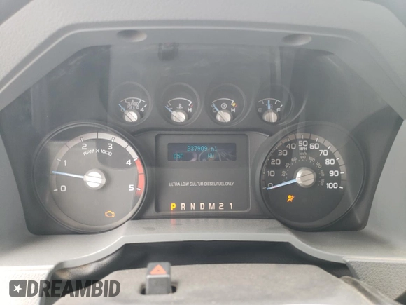 2016 Ford F-550 XL с VIN 1FDUF5GT6GEC82375, выставлен на аукционе Copart как лот 56585965 с пробегом 237 909 миль миль и Чистый • Clean title. История ставок и продаж доступна на DreamBid. Изображение 9.