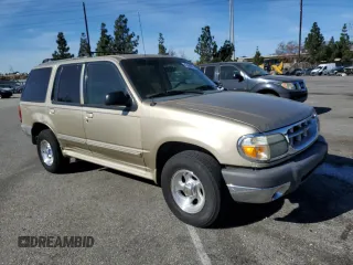 2001 Ford Explorer XLT with VIN 1FMZU63E01ZA13443, listed as a Copart auction lot 42386555 with 226,584 mi miles and Salvage title. Bid and sale history available at DreamBid. Image 4.