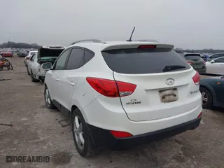 2013 Hyundai Tucson GLS with VIN KM8JU3AC2DU561443, listed as a IAAI auction lot 41600727 with 179,694 mi miles. Bid and sale history available at carsss.com. Image 3.
