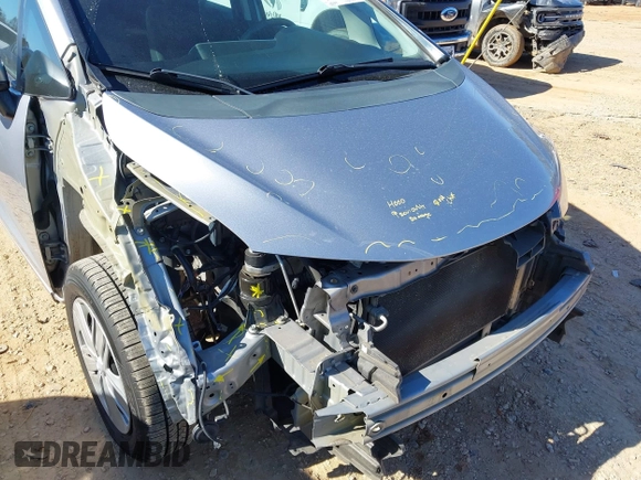 2018 Honda Fit LX with VIN 3HGGK5H43JM735424, listed as a IAAI auction lot 41381399 with 105,044 mi miles. Bid and sale history available at carsss.com. Image 6.