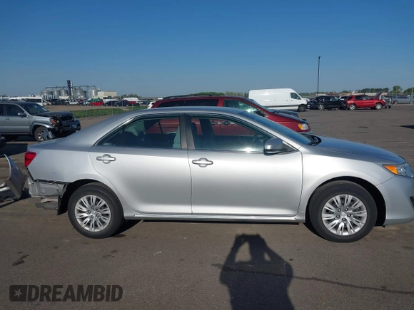 2012 Toyota Camry L z VIN 4T1BF1FK7CU078368, wystawiony jako IAAI lot #42227183 z przebiegiem 44 449 mil mil oraz . Historia ofert i sprzedaży dostępna na DreamBid. Obrazek 14.