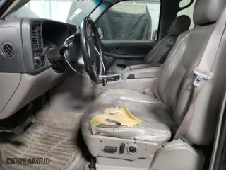2003 Chevrolet Suburban Z71 with VIN 3GNFK16Z93G287796, listed as a Copart auction lot 49619325 with 230,029 mi miles and Salvage Title. Bid and sale history available at carsss.com. Image 7.