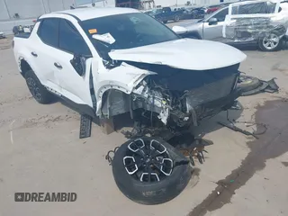 2022 Hyundai Santa Cruz SEL z VIN 5NTJBDAE5NH007005, wystawiony jako IAAI lot #42058065 z przebiegiem 30 825 mil mil oraz . Historia ofert i sprzedaży dostępna na DreamBid. Obrazek 18.