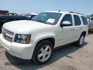 2008 Chevrolet Tahoe LTZ с VIN 1GNFC13J38R248270, выставлен на аукционе IAAI как лот 42403526 с пробегом 216 031 миль миль и . История ставок и продаж доступна на DreamBid. Изображение 2.